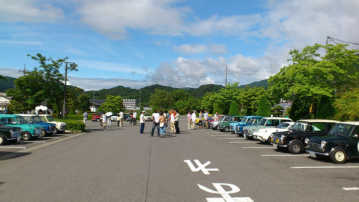 暑い…