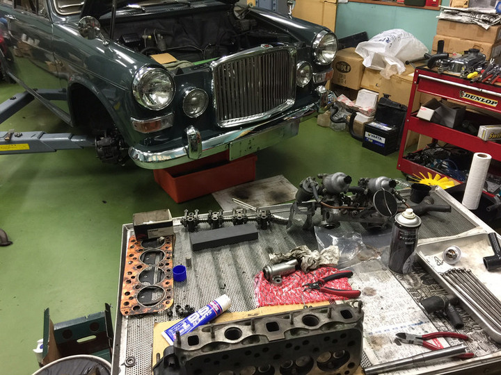 納車準備中