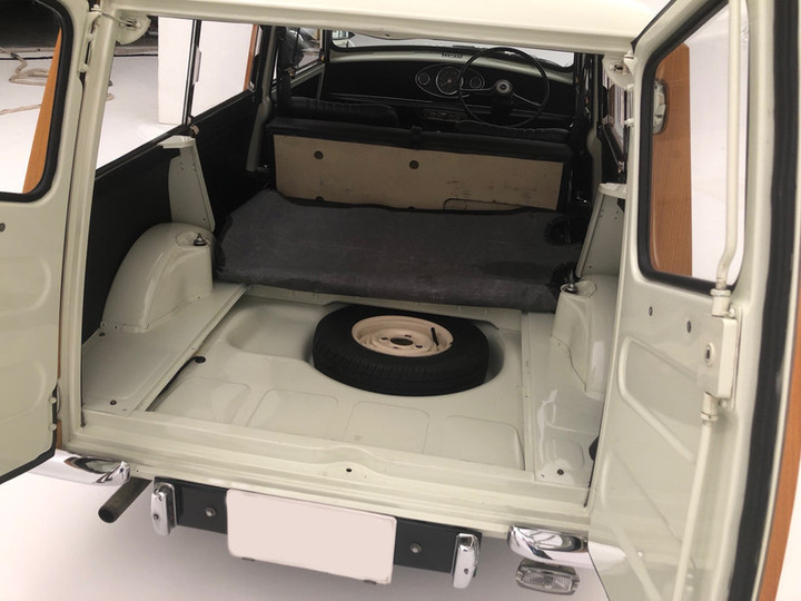 1968y モーリス トラベラー MK-2