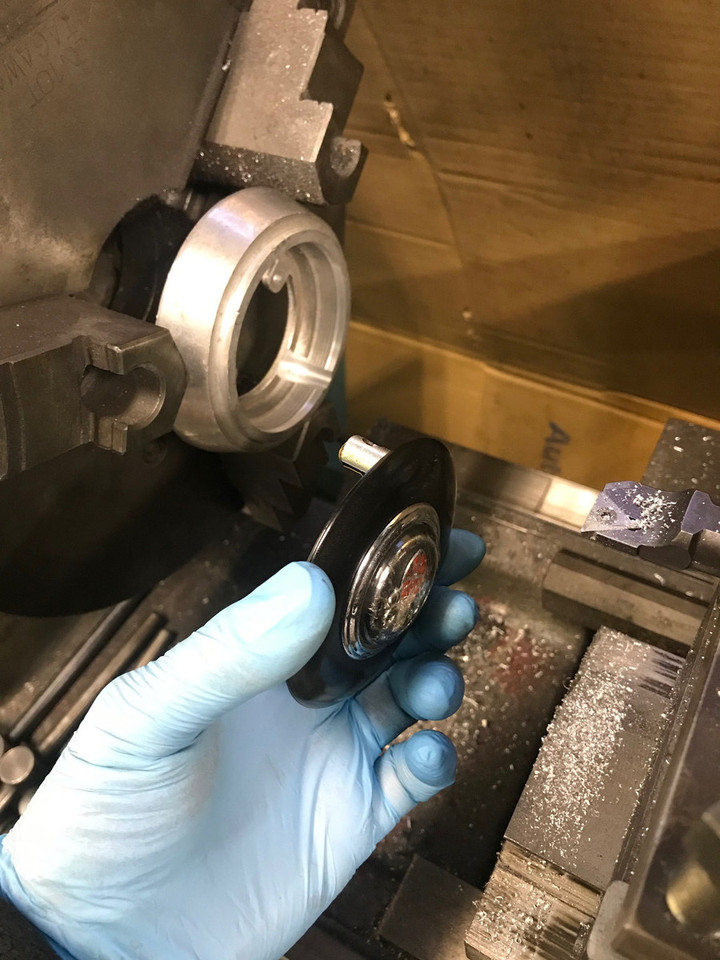 レス・レストン　ラージボス