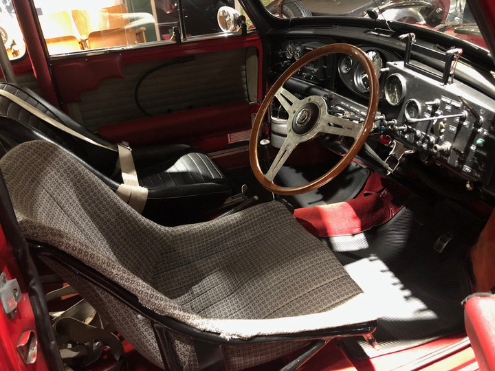 ラリーカーなので