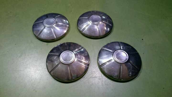 クラブマンの足元