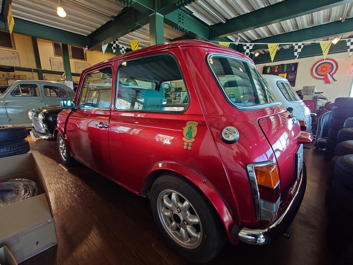 1996y1.3iタータンLTD入庫